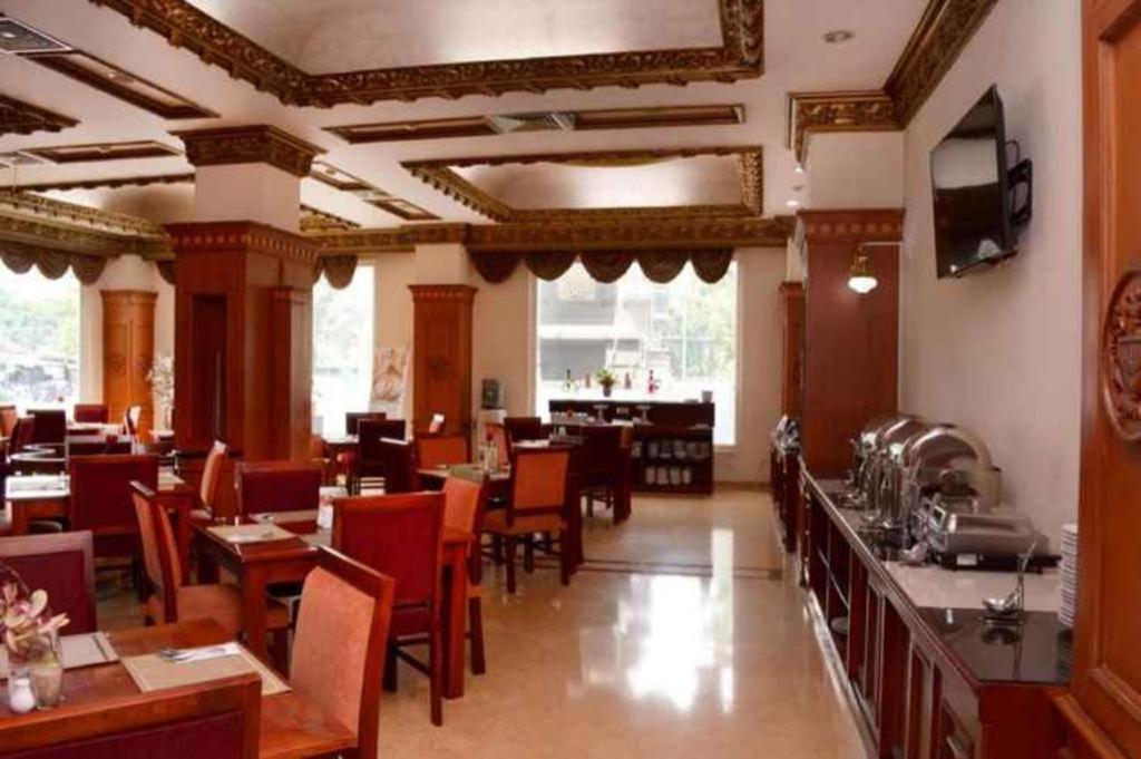 Quds Royal 3* Surabaya