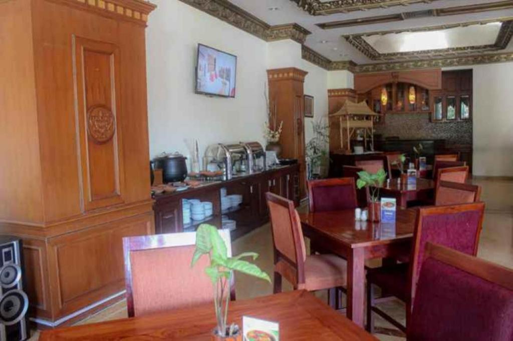 Quds Royal 3*